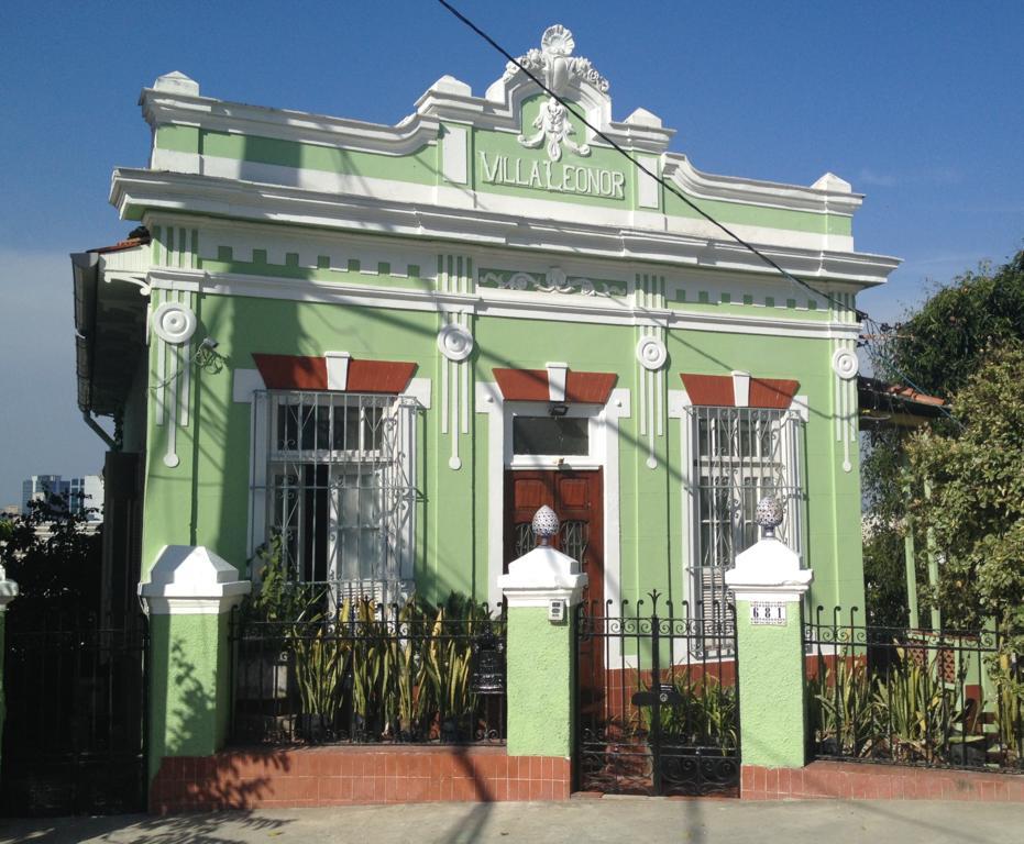 Leonor Guest house